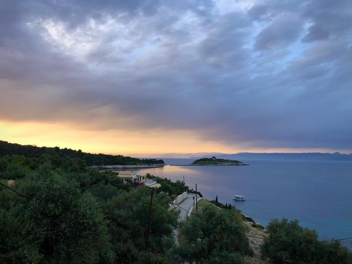 Villa Avgerini Paxos Gáiosz Kültér fotó