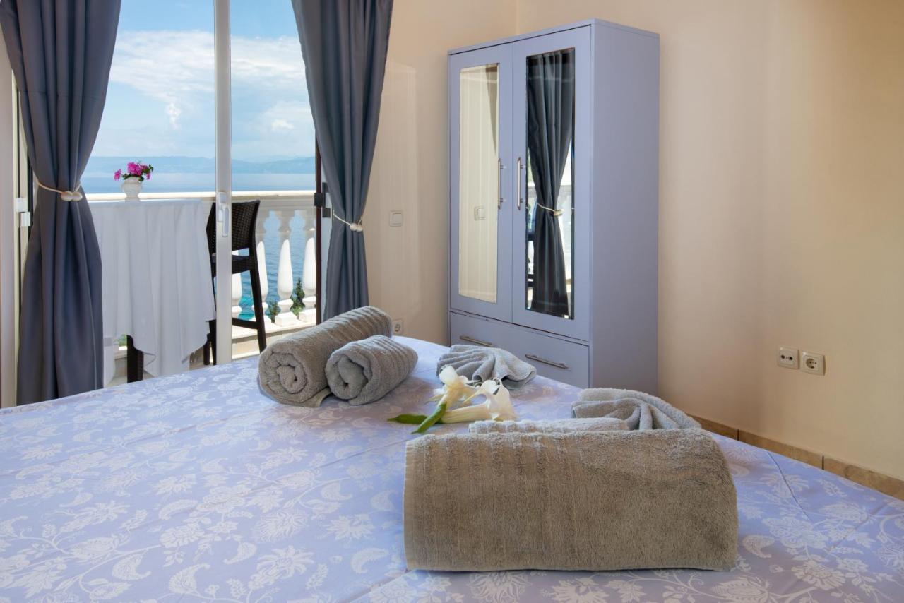 Villa Avgerini Paxos Gáiosz Kültér fotó