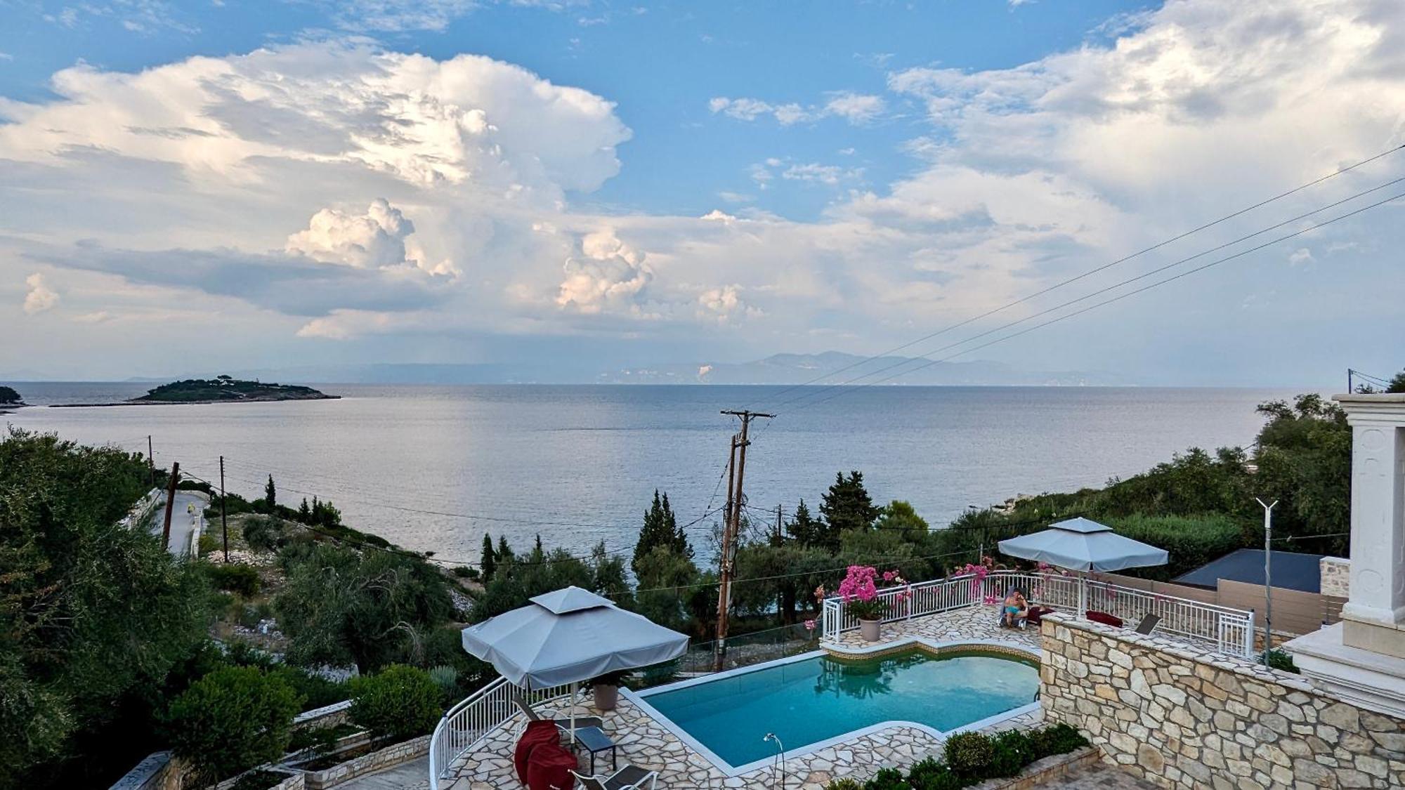 Villa Avgerini Paxos Gáiosz Kültér fotó
