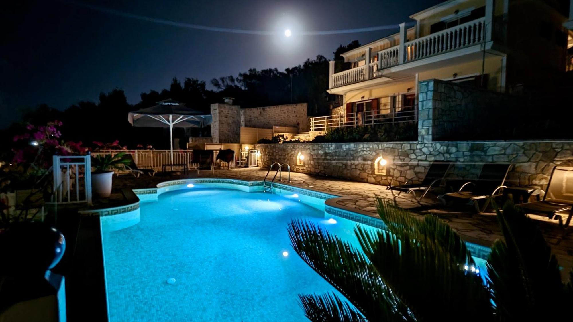 Villa Avgerini Paxos Gáiosz Kültér fotó