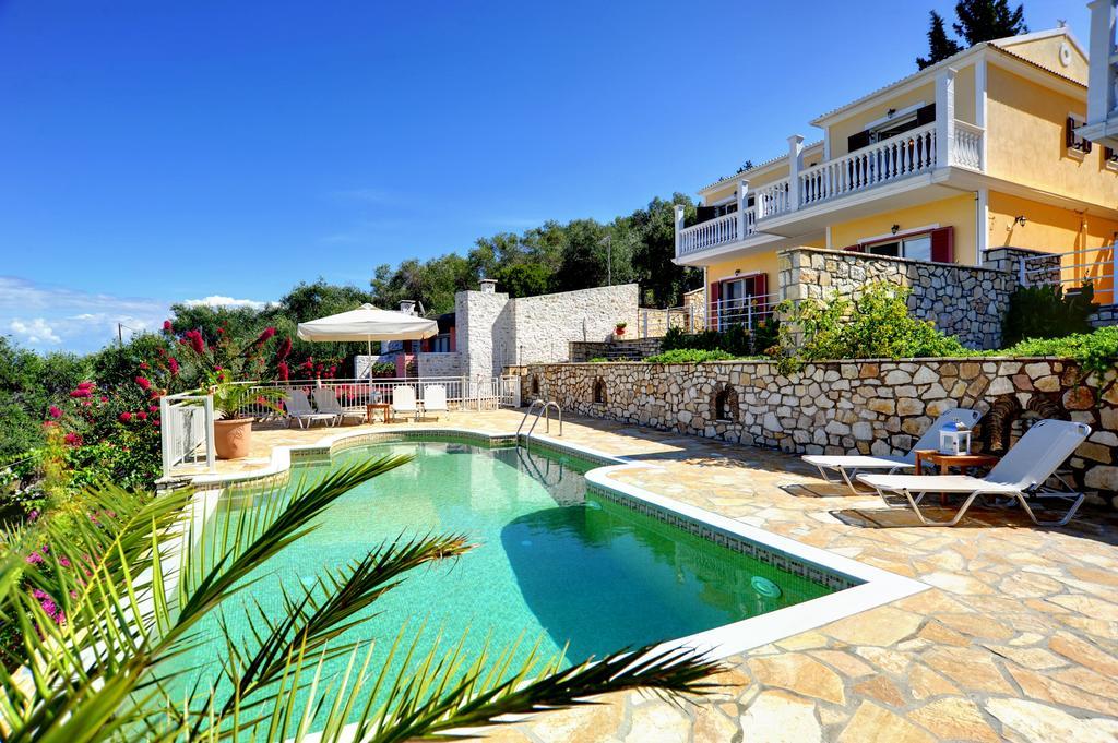 Villa Avgerini Paxos Gáiosz Kültér fotó